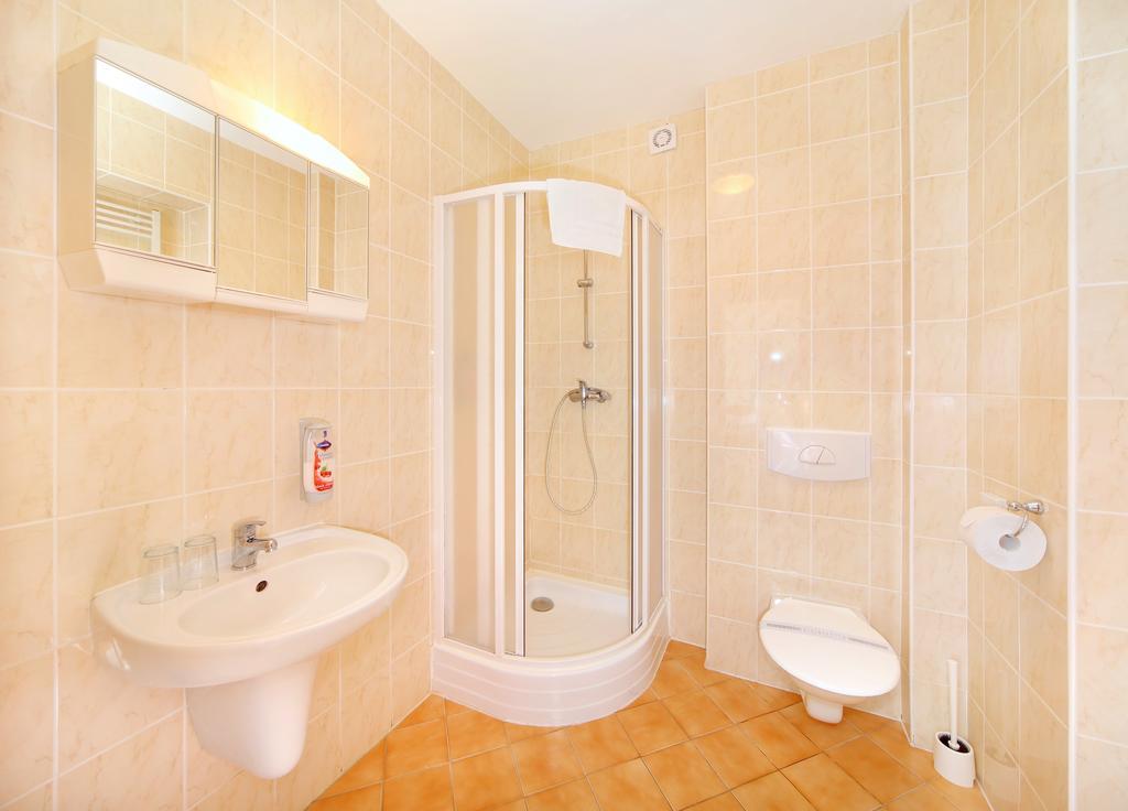 Palace Club Špindlerŭv Mlýn Habitación foto