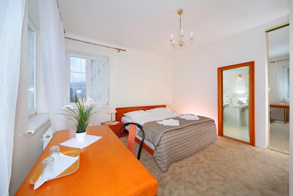 Palace Club Špindlerŭv Mlýn Habitación foto