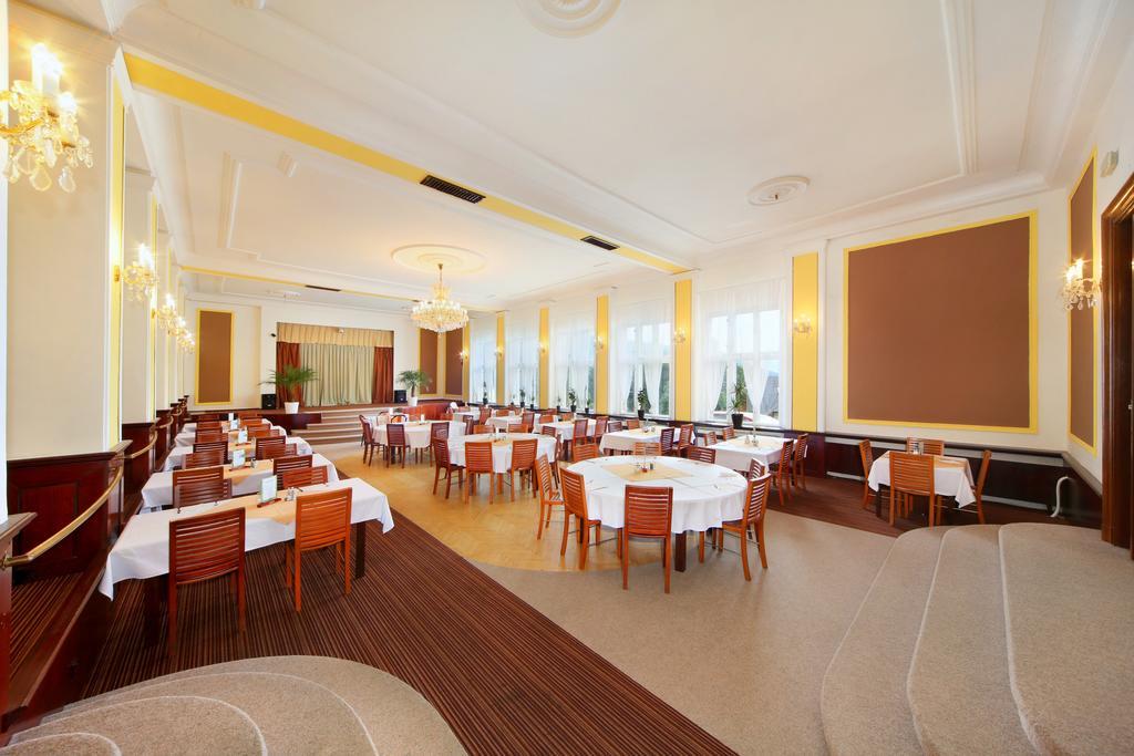 Palace Club Špindlerŭv Mlýn Exterior foto